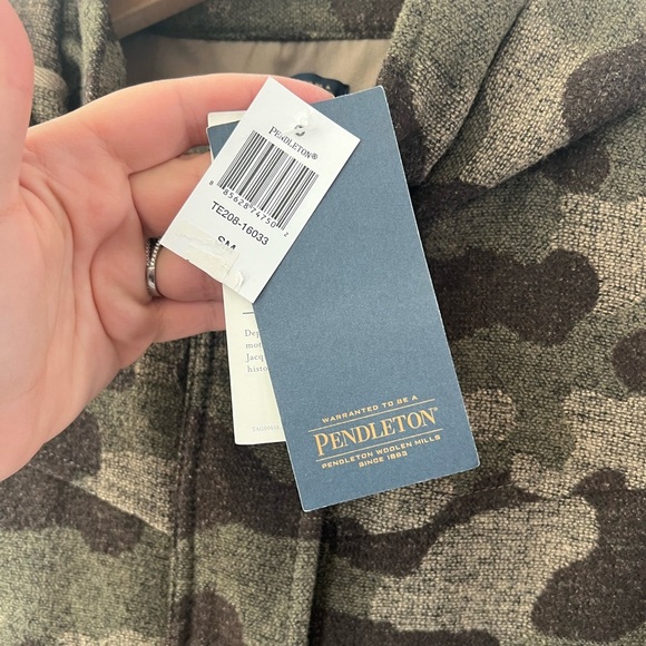 Pendleton Women's Wool Camouflage Hooded Parka Size Small NWT - Picture 7 of 14